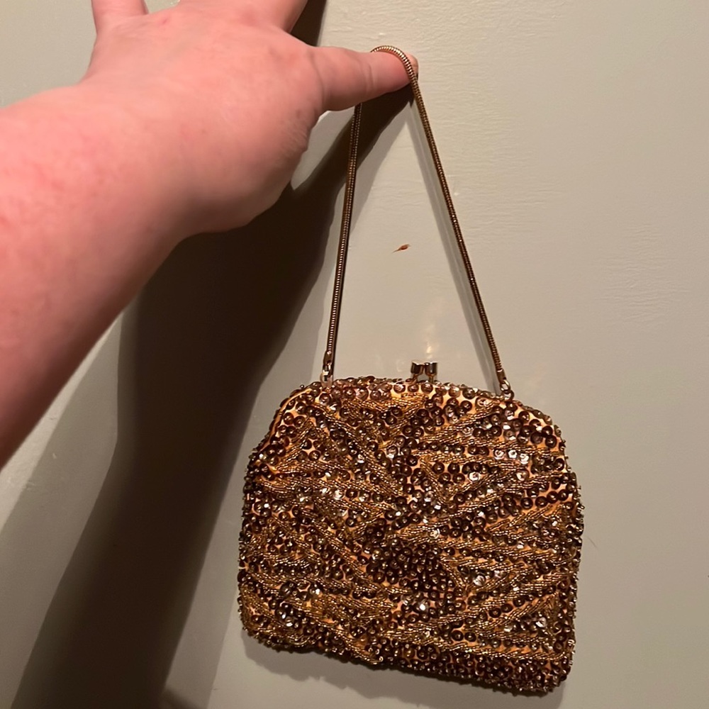 😄MCM gold sequinned clutch Safco Hong Kong